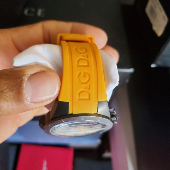 D&G Watch - Picture 2 of 6